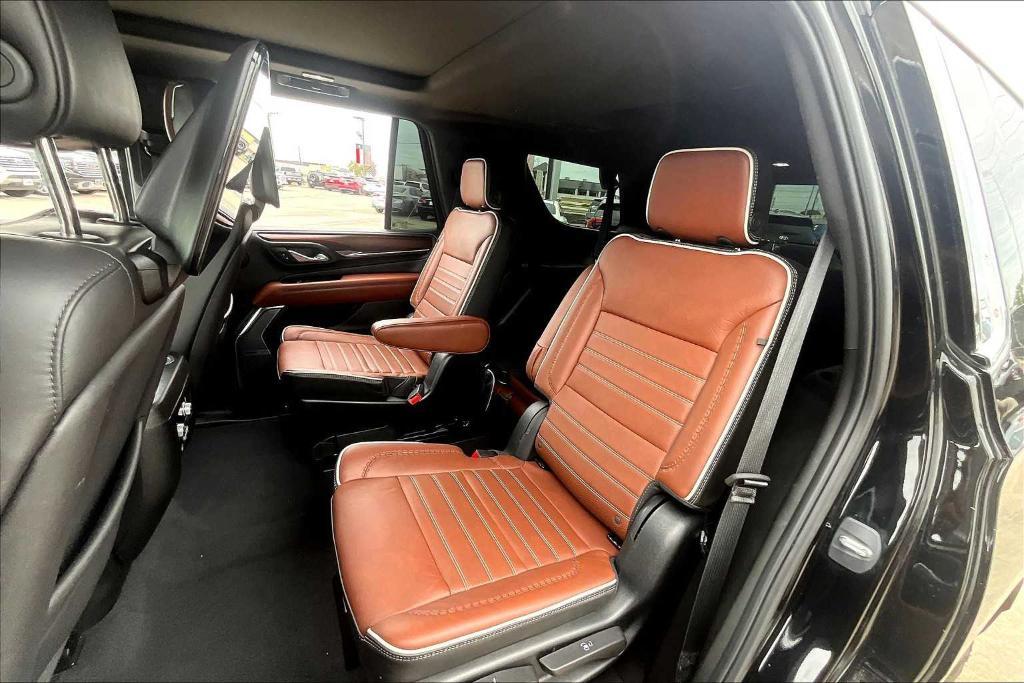 used 2023 GMC Yukon car, priced at $70,000