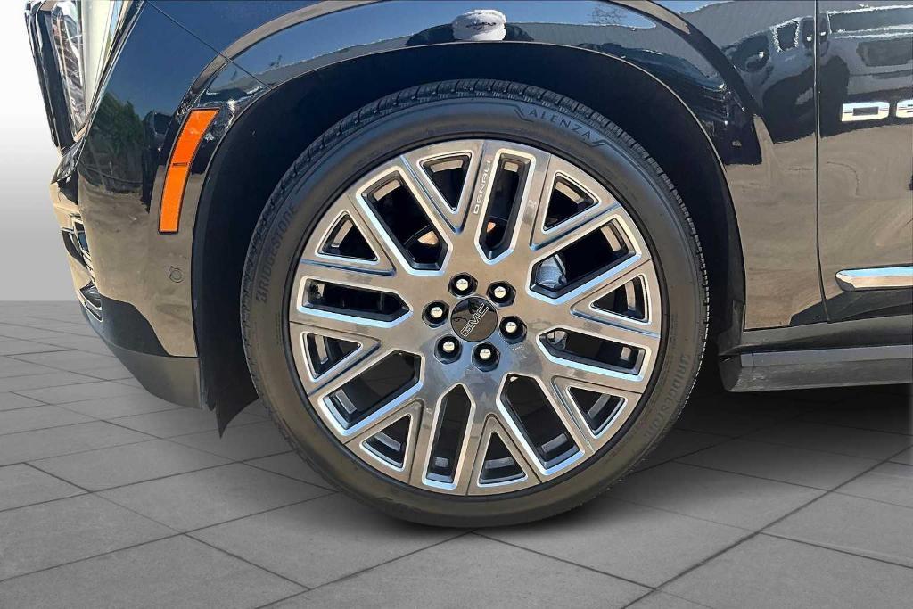 used 2025 GMC Yukon car, priced at $106,400
