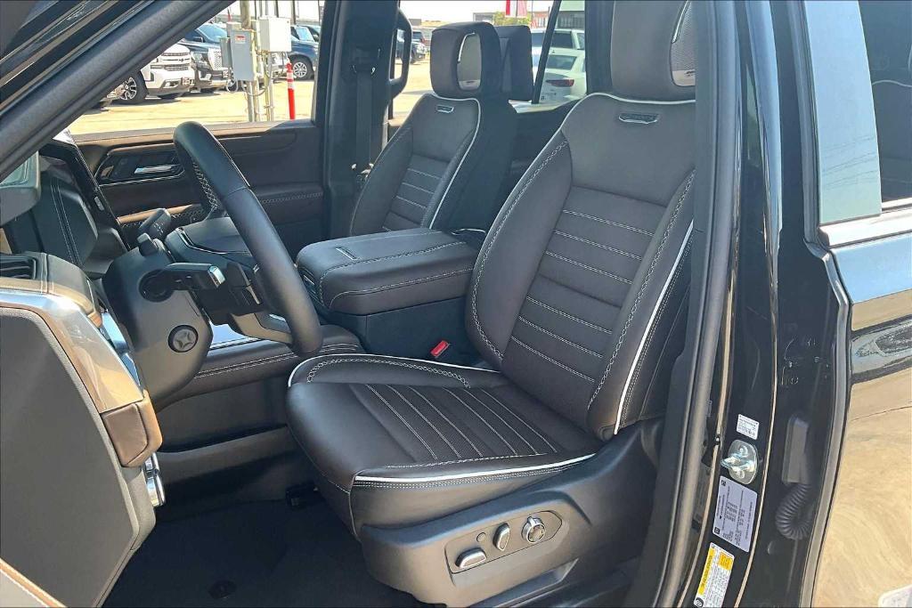 used 2025 GMC Yukon car, priced at $106,400