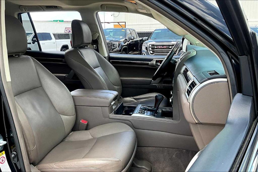 used 2017 Lexus GX 460 car, priced at $25,100