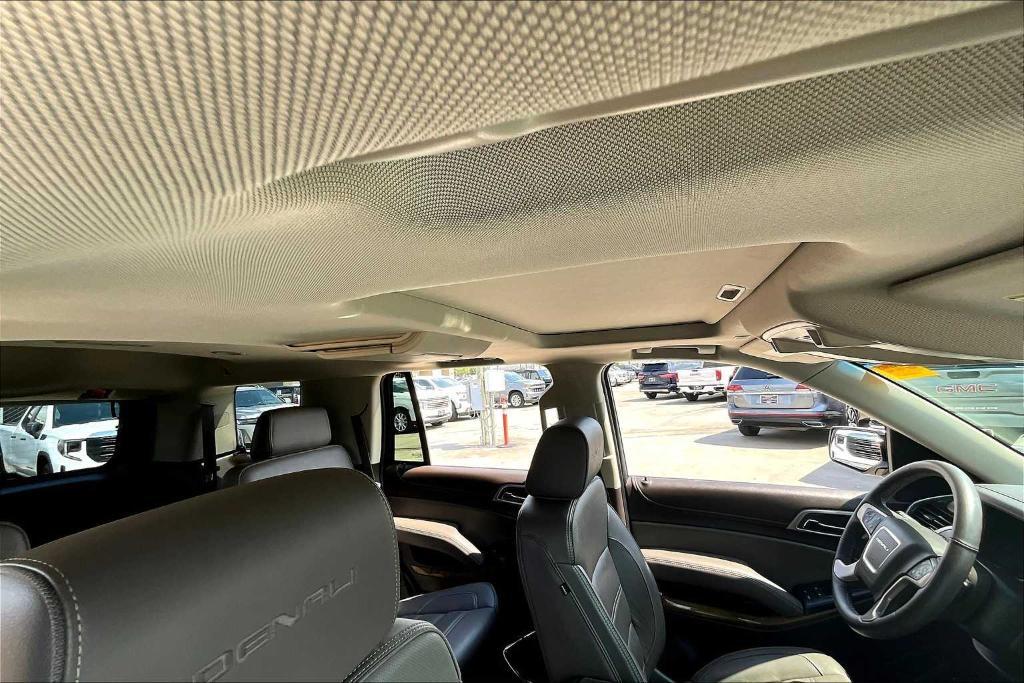 used 2017 GMC Yukon car, priced at $32,299