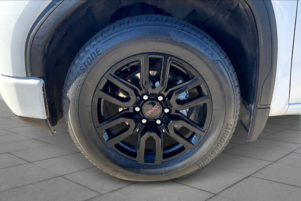 used 2021 GMC Sierra 1500 car, priced at $32,300