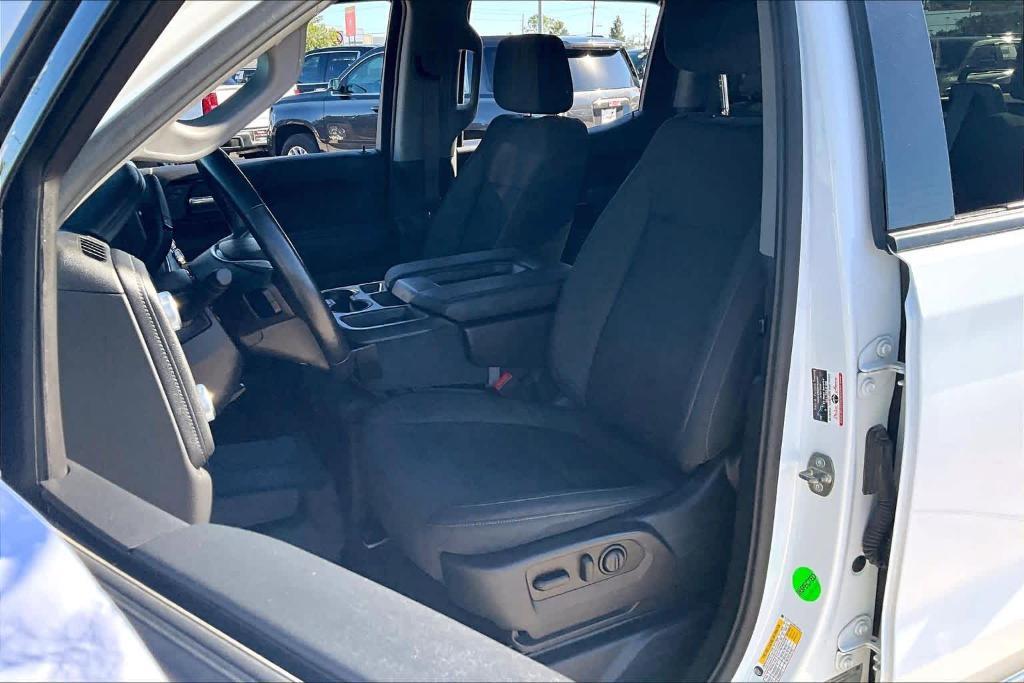 used 2021 GMC Sierra 1500 car, priced at $32,300