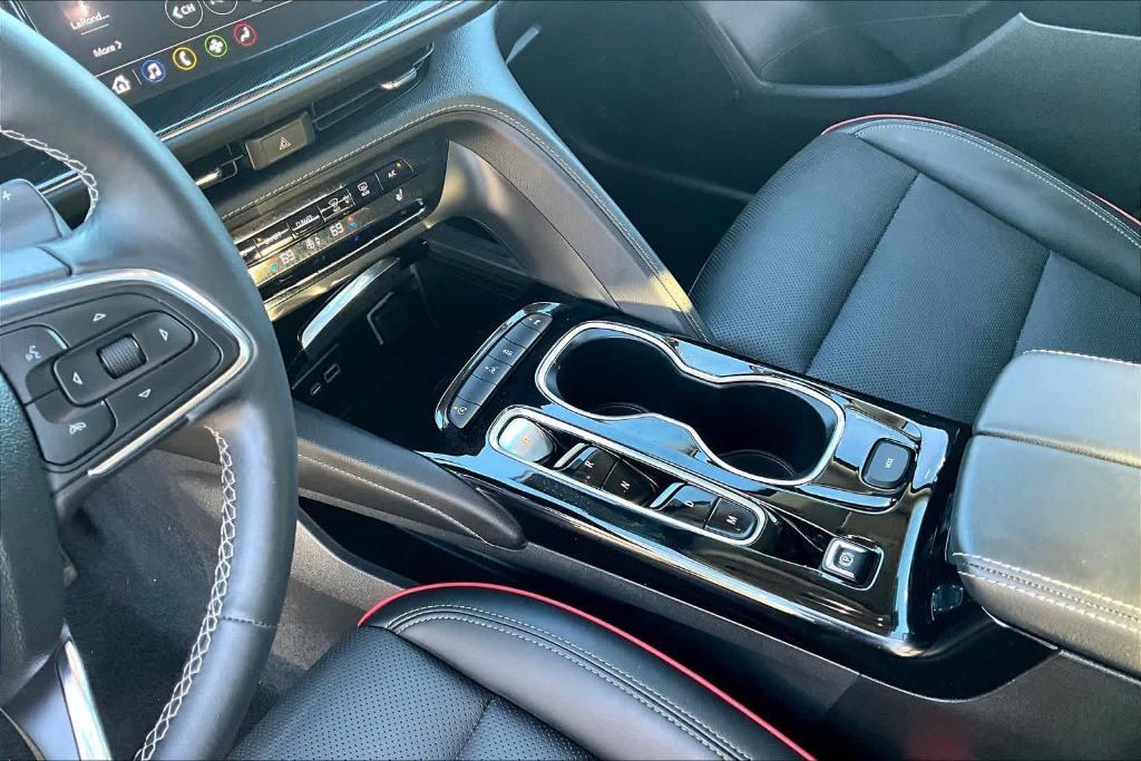 used 2023 Buick Envision car, priced at $26,648