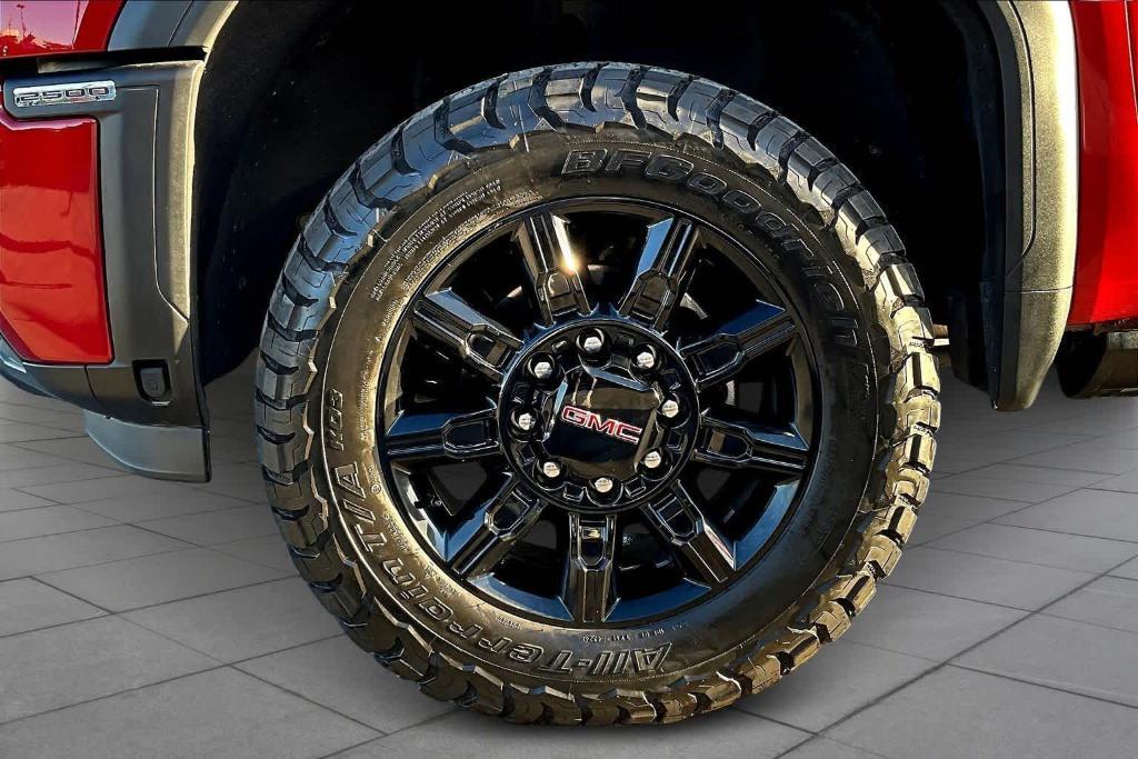 used 2025 GMC Sierra 2500 car, priced at $79,200