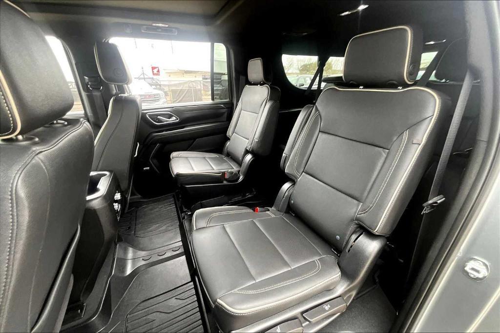 used 2023 GMC Yukon XL car, priced at $62,000