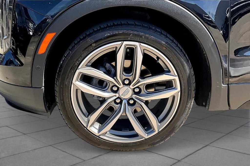 used 2022 Cadillac XT4 car, priced at $26,400