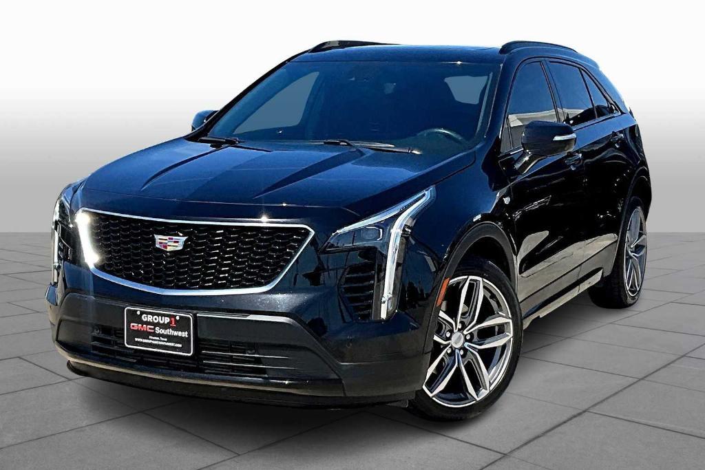 used 2022 Cadillac XT4 car, priced at $26,400