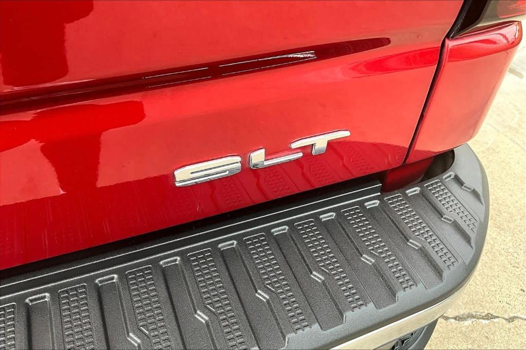 used 2023 GMC Sierra 1500 car, priced at $43,188