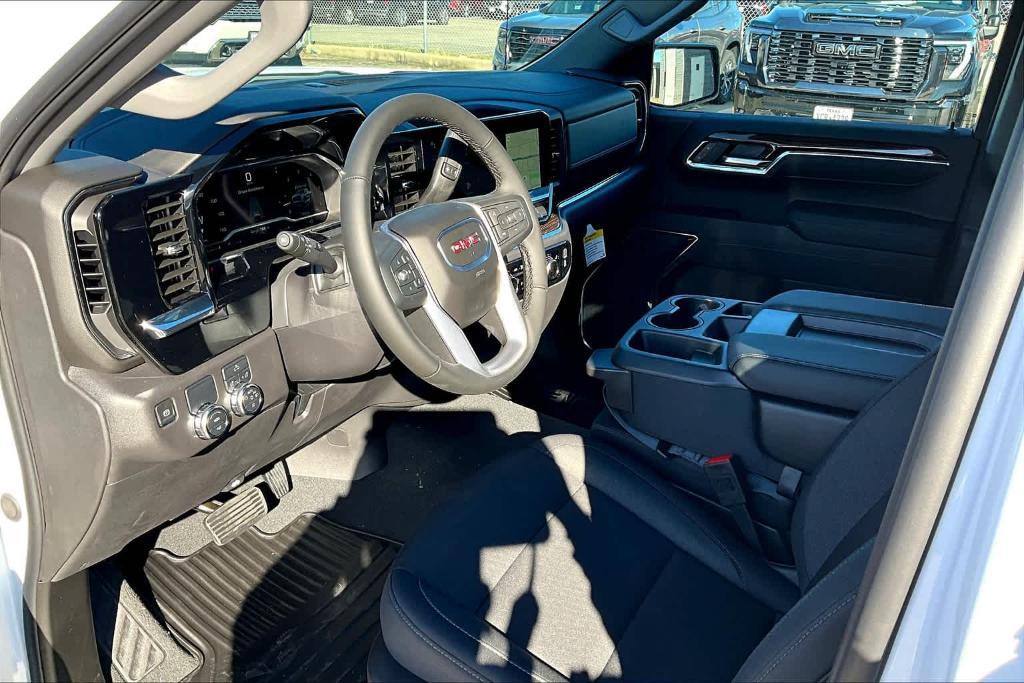 new 2025 GMC Sierra 1500 car, priced at $54,615