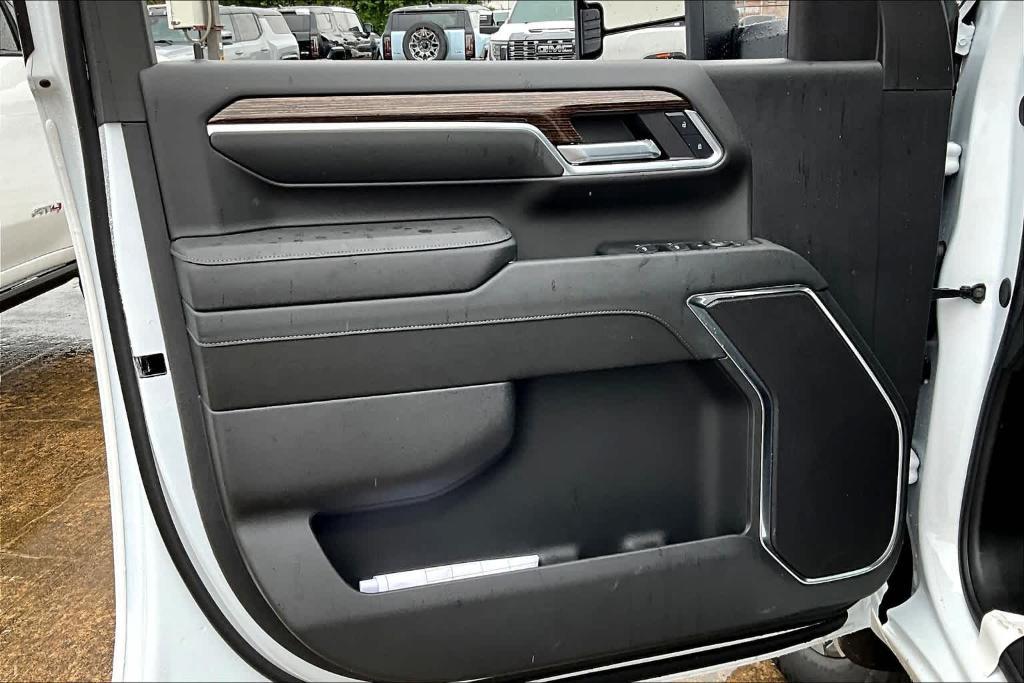 used 2024 GMC Sierra 2500 car, priced at $52,819