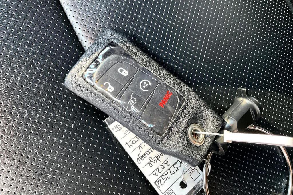 used 2023 Dodge Durango car, priced at $27,098