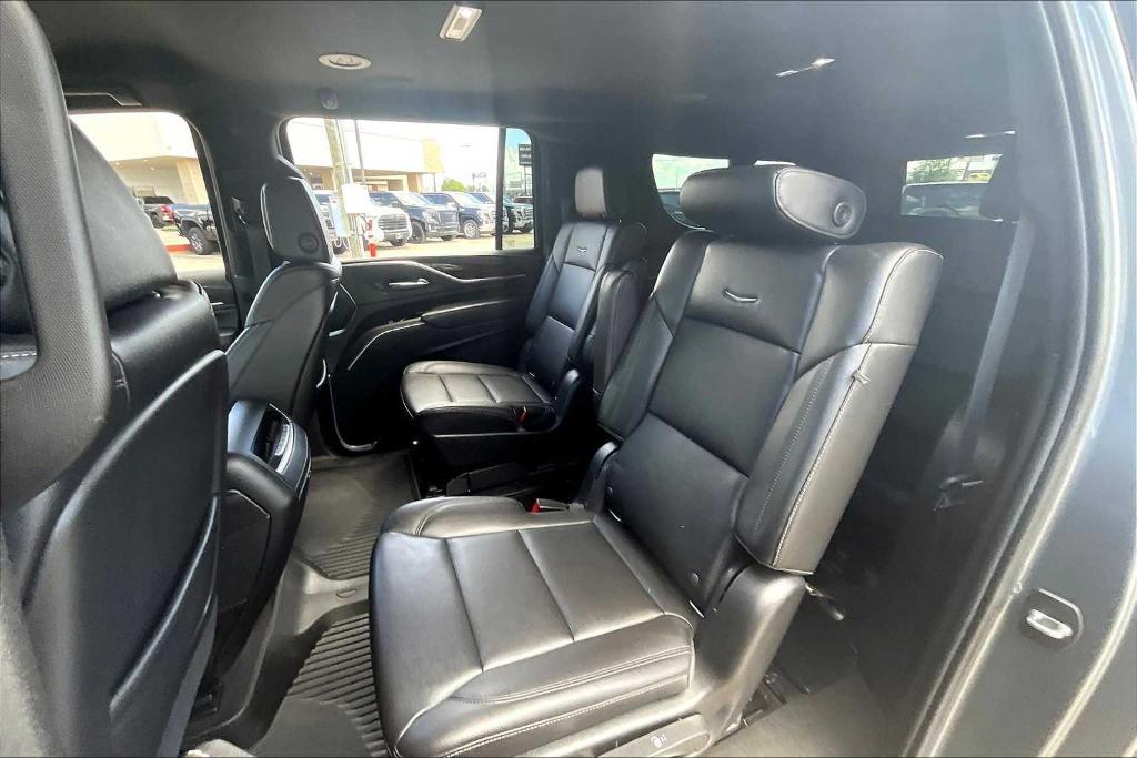 used 2021 Cadillac Escalade ESV car, priced at $50,448