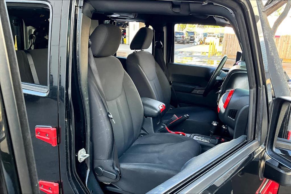 used 2016 Jeep Wrangler Unlimited car, priced at $19,300