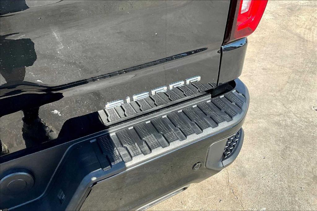 used 2021 GMC Sierra 1500 car, priced at $40,700