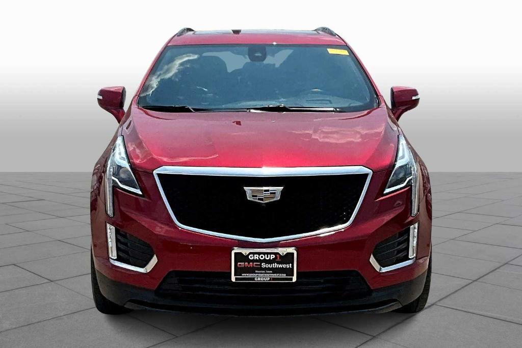 used 2020 Cadillac XT5 car, priced at $28,070