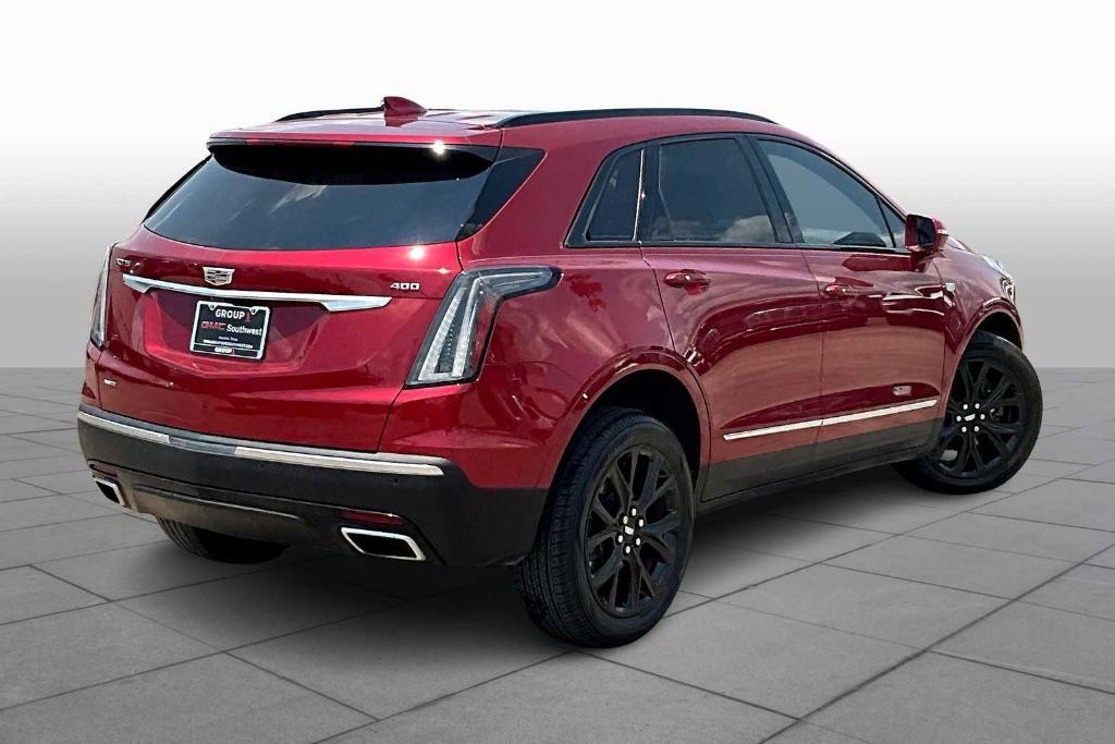 used 2020 Cadillac XT5 car, priced at $28,070