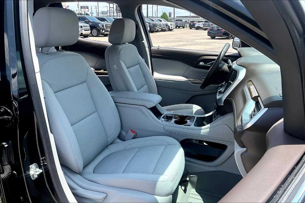 used 2023 GMC Acadia car, priced at $31,405