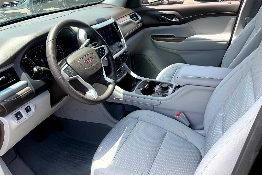 used 2023 GMC Acadia car, priced at $31,405