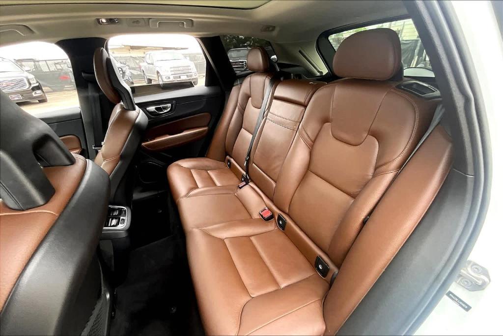 used 2018 Volvo XC60 car, priced at $21,600