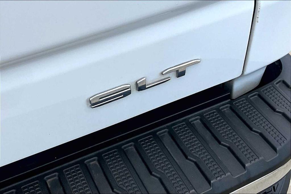 used 2021 GMC Sierra 1500 car, priced at $38,656