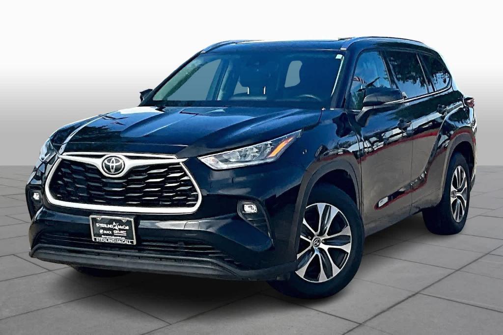 used 2020 Toyota Highlander car, priced at $24,300