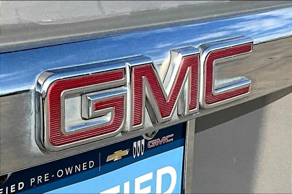 used 2019 GMC Yukon XL car, priced at $37,600