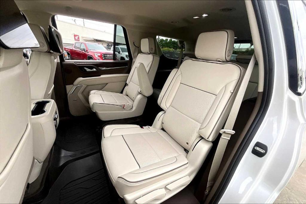 used 2023 GMC Yukon car, priced at $70,233