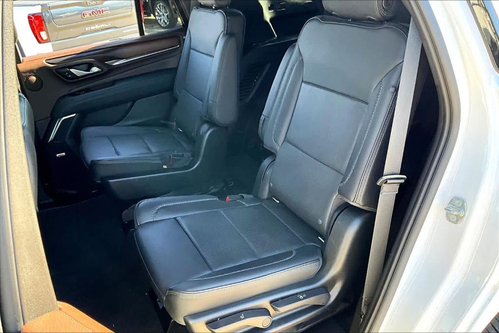 used 2021 GMC Yukon car, priced at $51,400