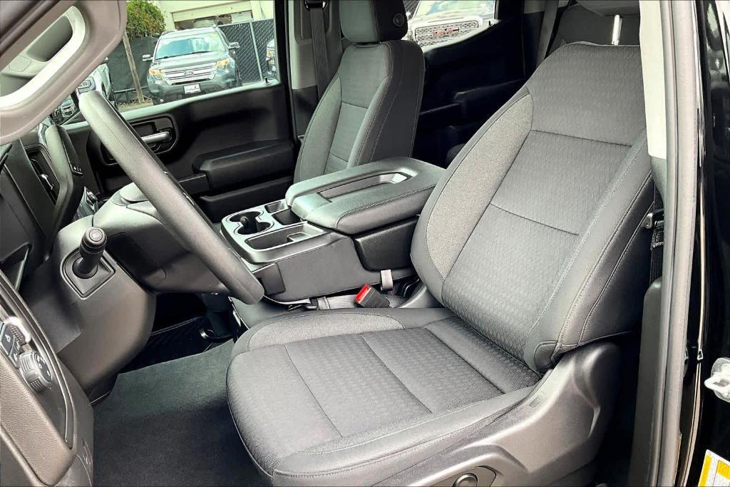 used 2022 Chevrolet Silverado 1500 car, priced at $34,395