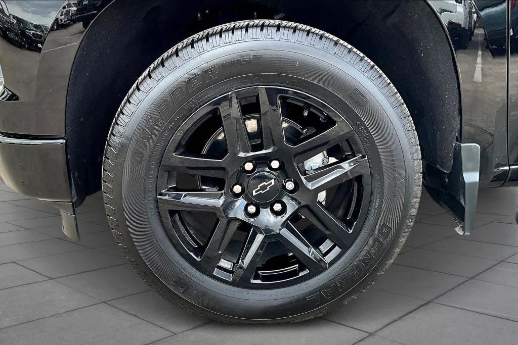 used 2022 Chevrolet Silverado 1500 car, priced at $34,395