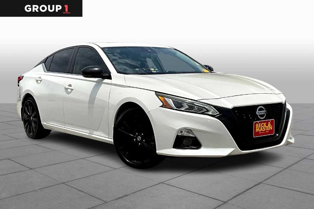 used 2022 Nissan Altima car, priced at $21,220