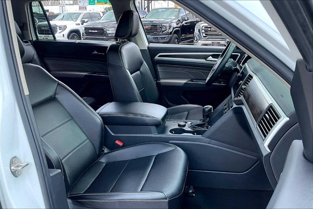 used 2021 Volkswagen Atlas car, priced at $26,500