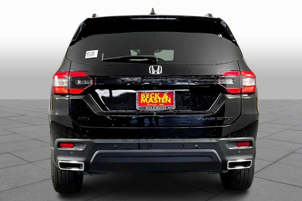 used 2025 Honda Pilot car, priced at $47,900