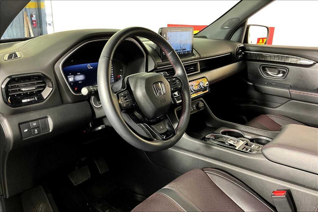 used 2025 Honda Pilot car, priced at $47,900