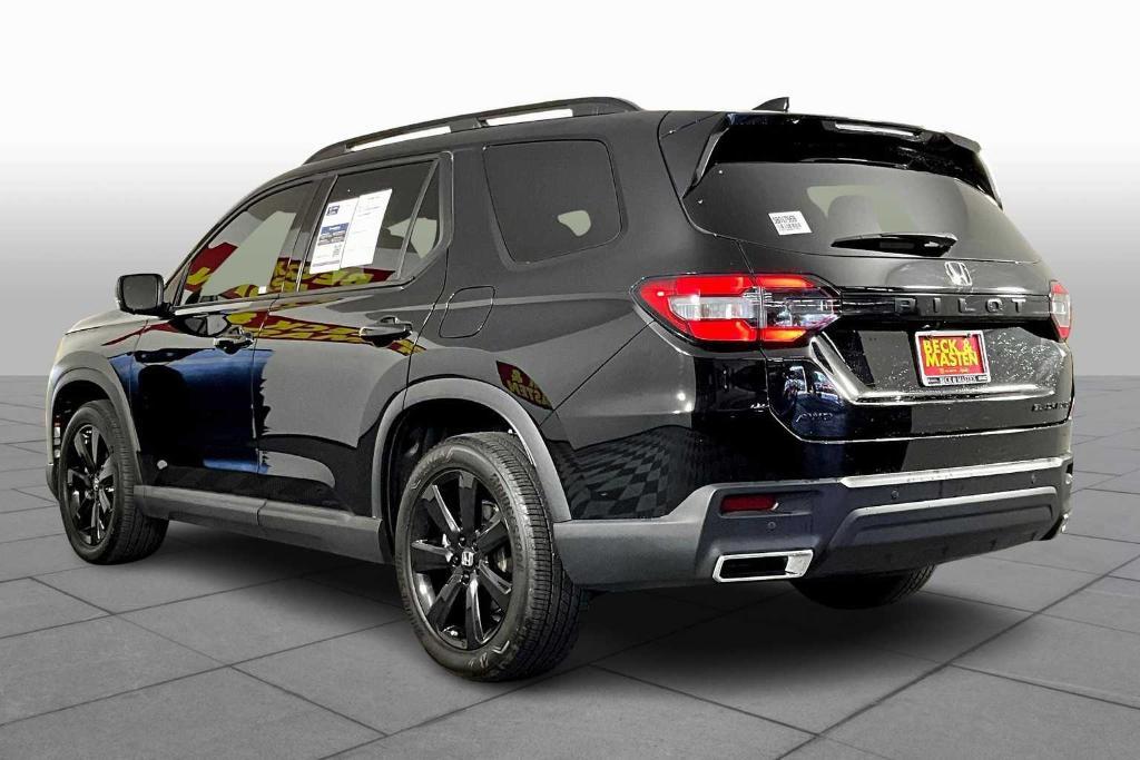 used 2025 Honda Pilot car, priced at $47,900