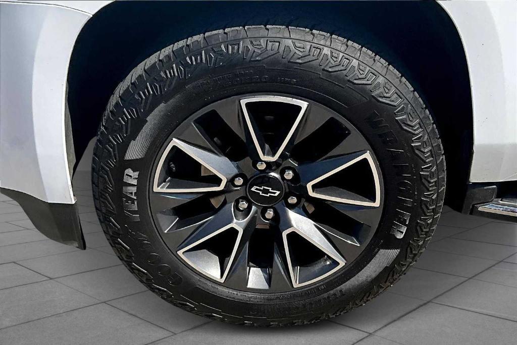 used 2018 GMC Yukon car, priced at $23,991