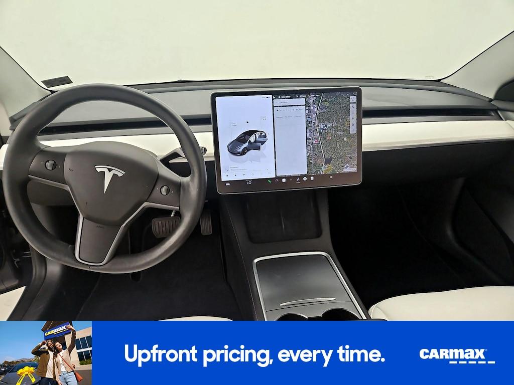used 2023 Tesla Model 3 car, priced at $33,998