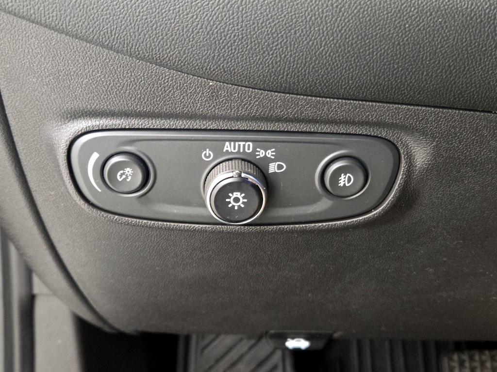 used 2020 Chevrolet Equinox car, priced at $15,998