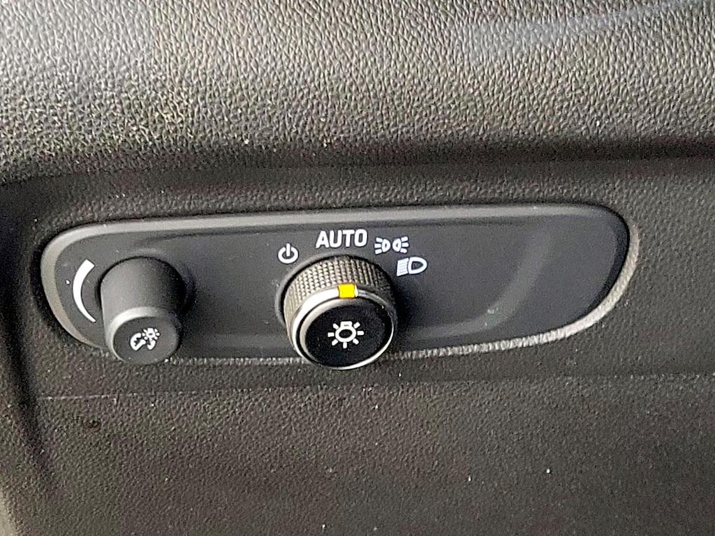 used 2021 Buick Envision car, priced at $23,998