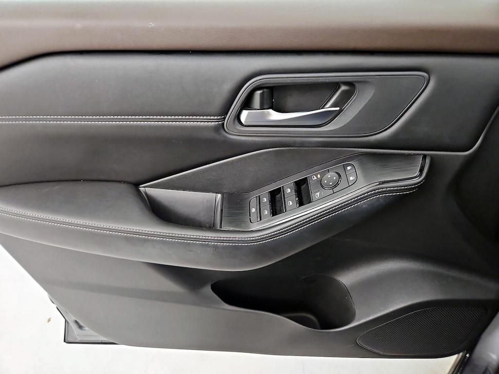 used 2022 Nissan Rogue car, priced at $23,998