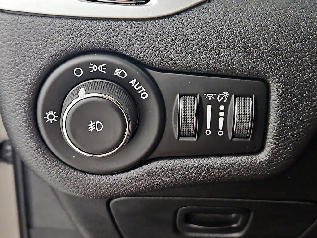 used 2016 Jeep Cherokee car, priced at $16,998