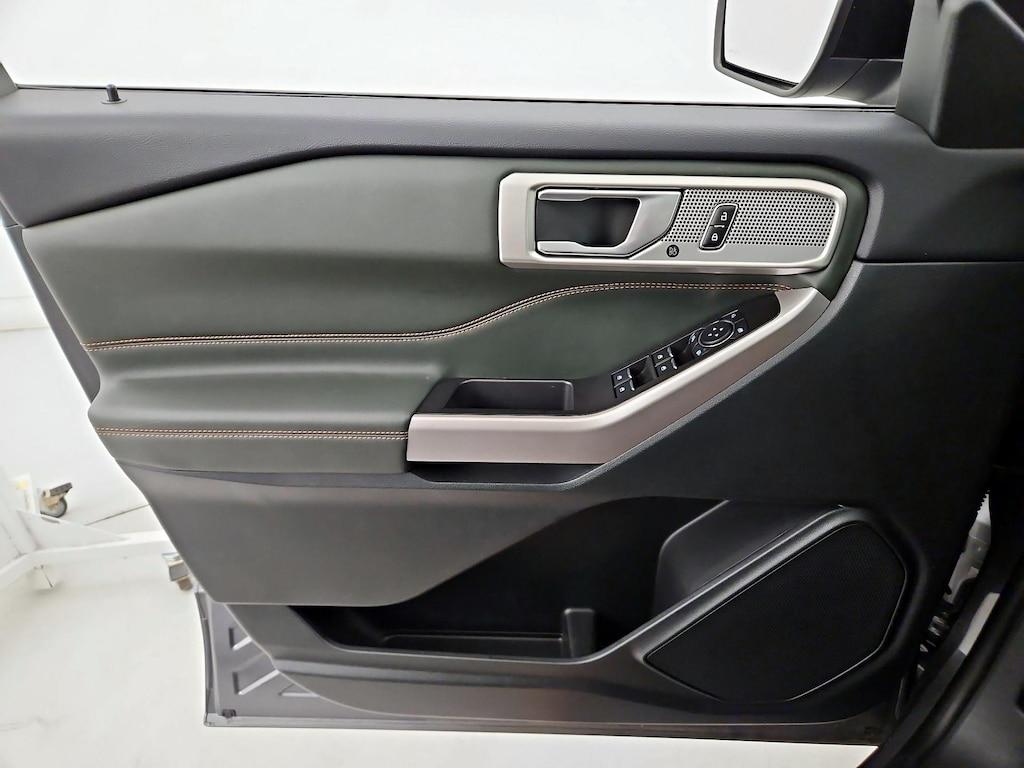 used 2024 Ford Explorer car, priced at $44,998
