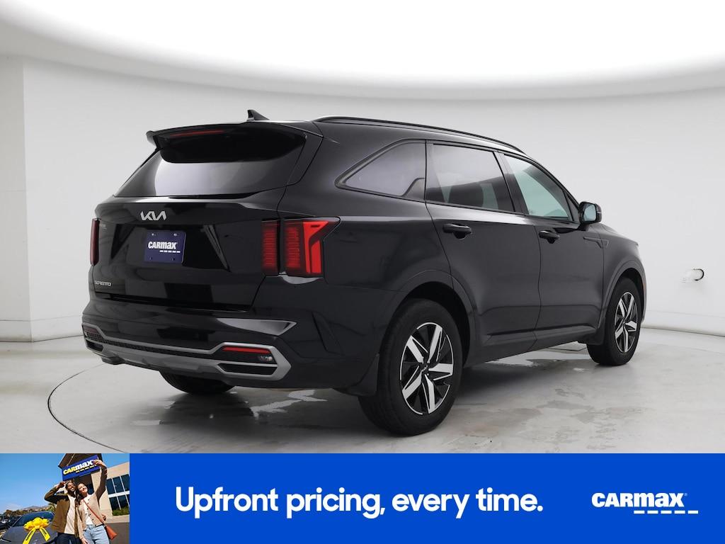used 2023 Kia Sorento car, priced at $27,998