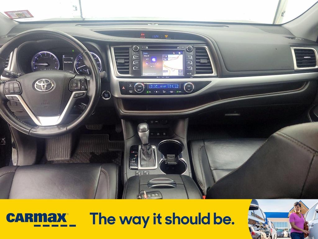 used 2019 Toyota Highlander car, priced at $31,998