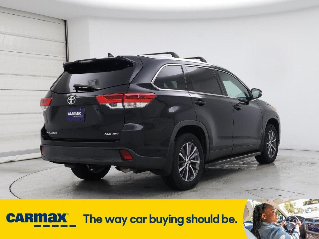 used 2019 Toyota Highlander car, priced at $31,998