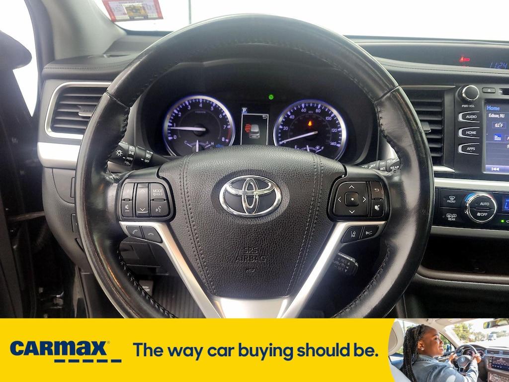 used 2019 Toyota Highlander car, priced at $31,998