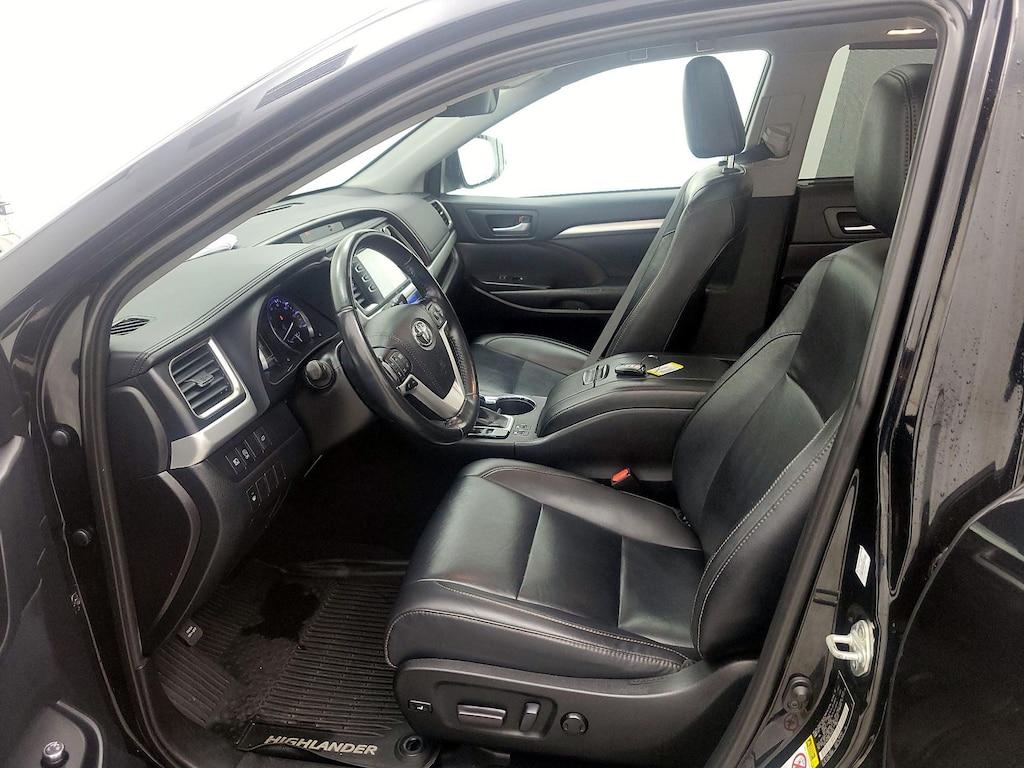 used 2019 Toyota Highlander car, priced at $31,998