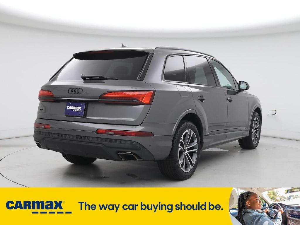 used 2025 Audi Q7 car, priced at $60,998