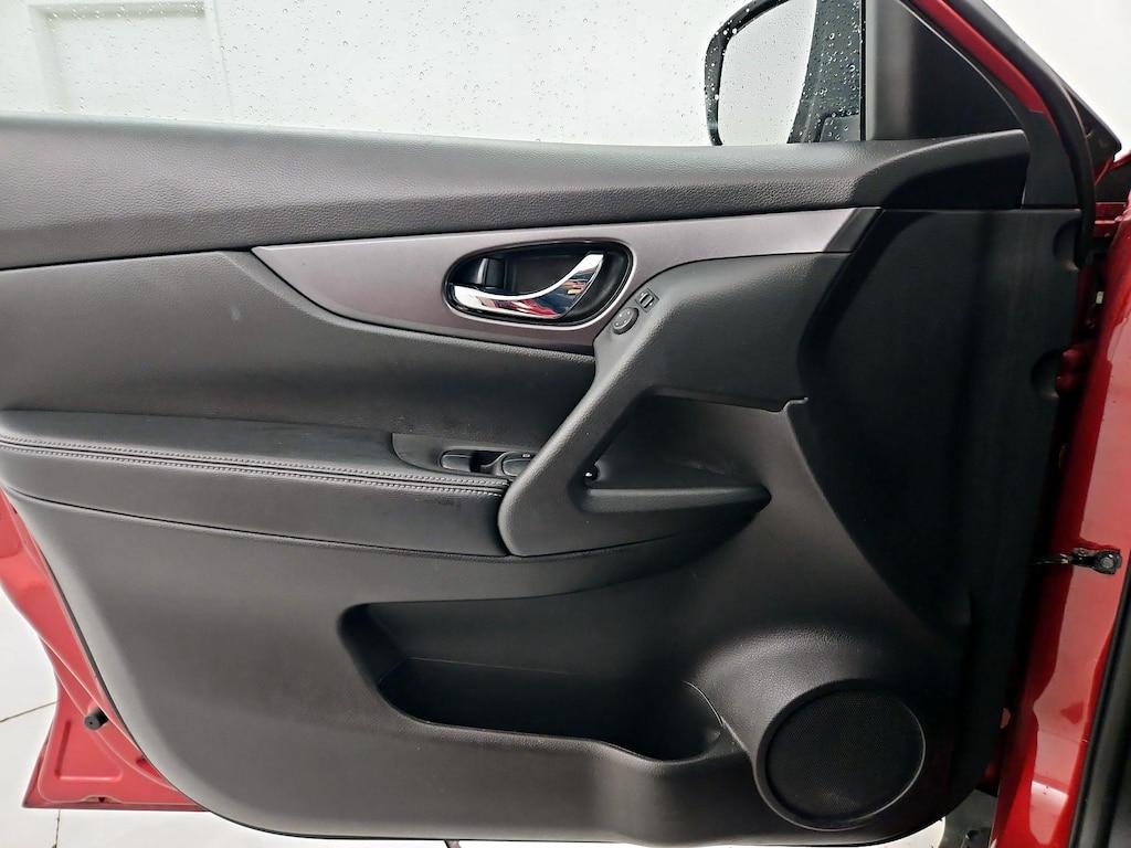 used 2016 Nissan Rogue car, priced at $15,998